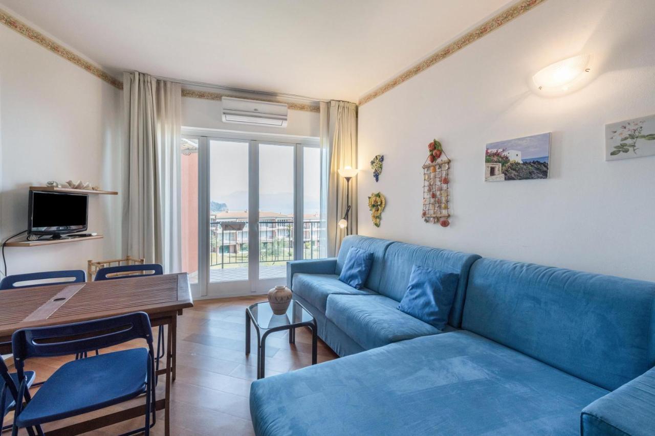On The Beach Lake View Manerba del Garda Exterior photo